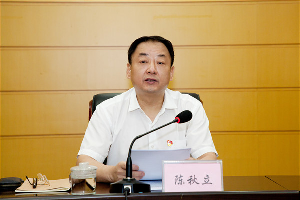 省科技厅举办强化政治机关意识坚定走在前作表率专题党课报告会